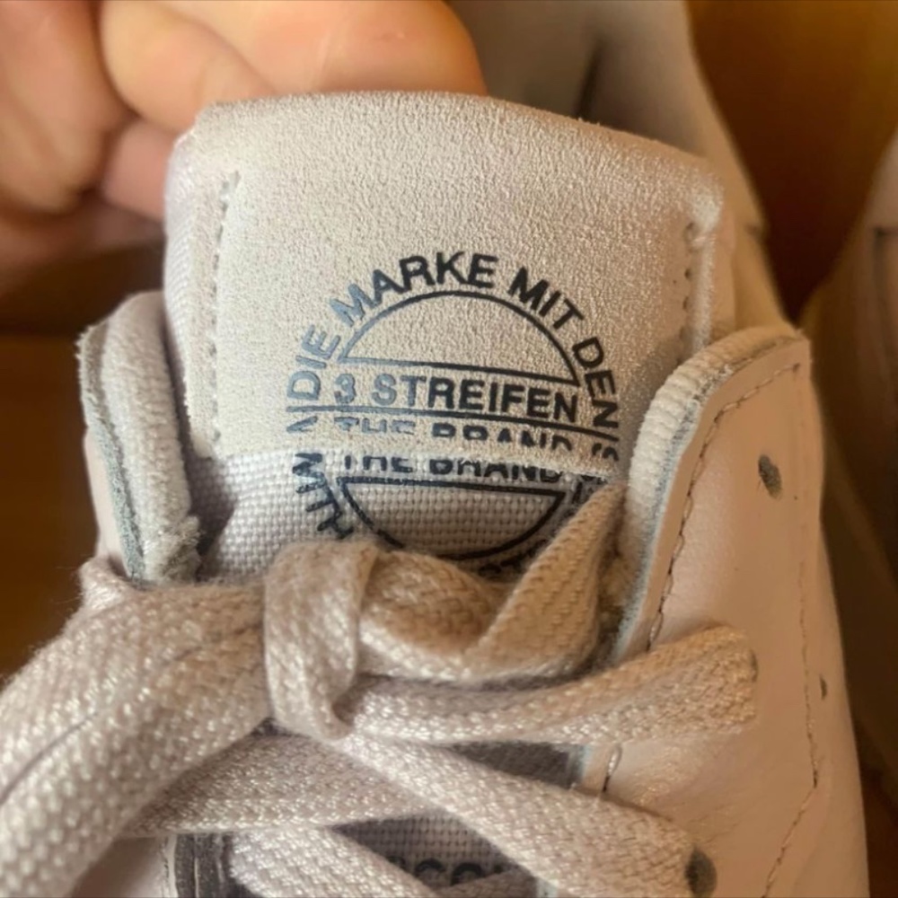 Adidas - Picture 5 of 8